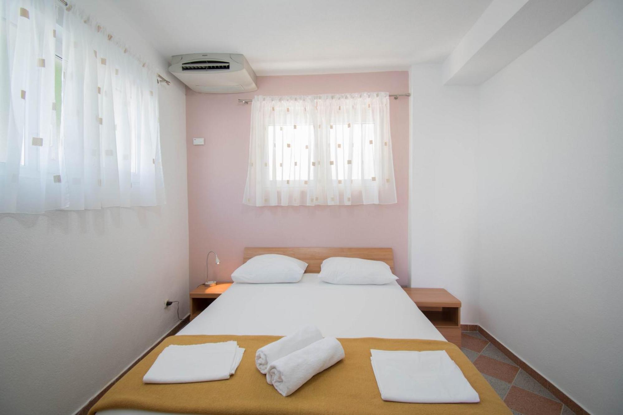 Villa Kameni Dvori Baska Voda Room photo